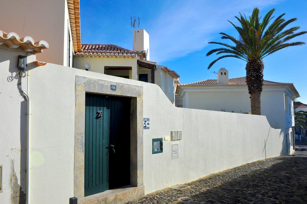 16 Homestay Porto Santo